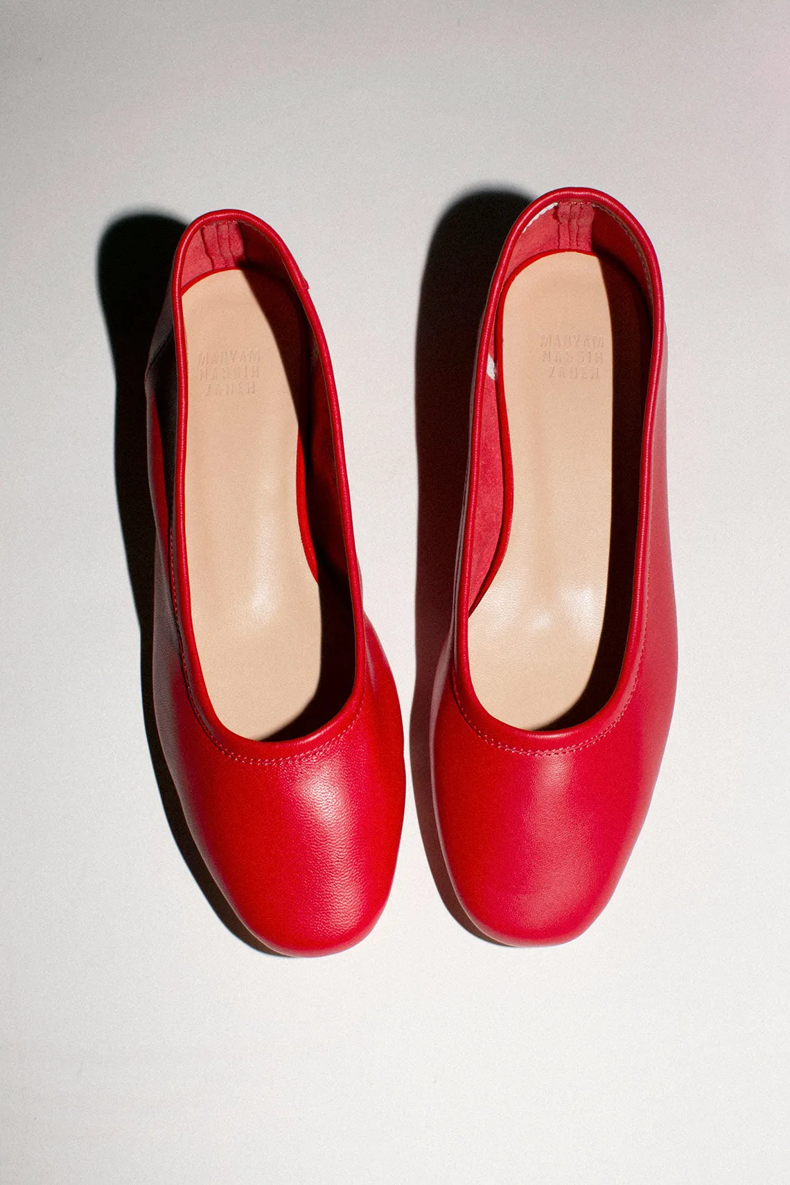 Rouge Serafina Flat